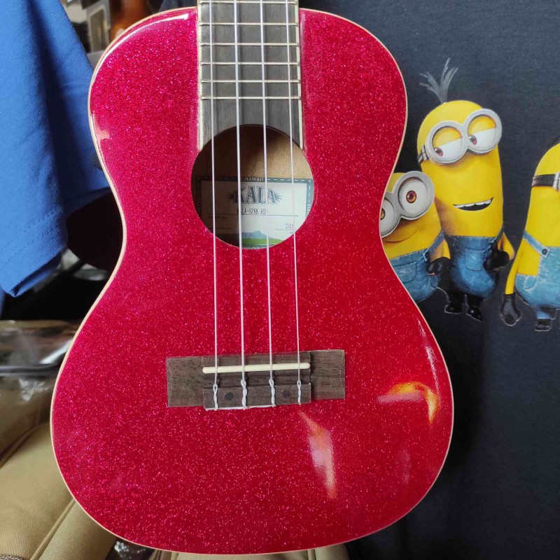 KA-SPRK-RED Ukulele Concerto - Sparkle Red - C/borsa